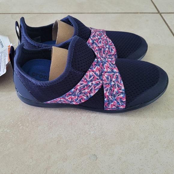 Swiftwater Cross- Strap crocs Navy/Blue Jean (W6) - Picture 8 of 9